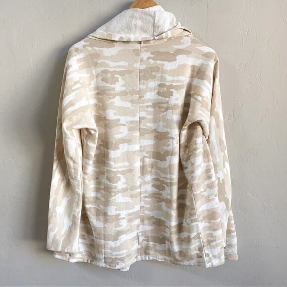 NWT Lucky Brand Tan Camo Open Front Cardigan Sweater - Picture 2 of 6